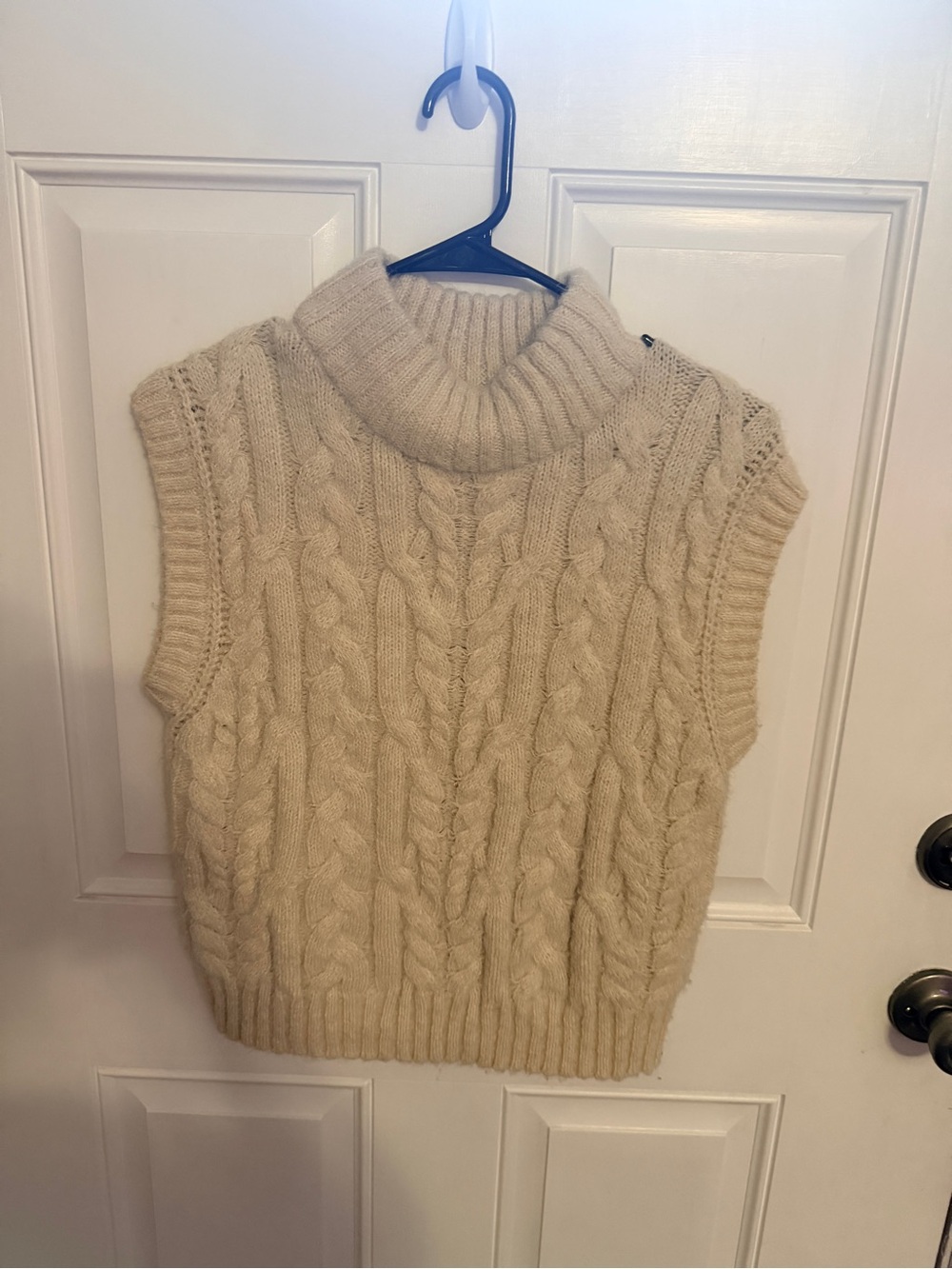 a new day Cream Cable-Knit Sleeveless Turtleneck Vest